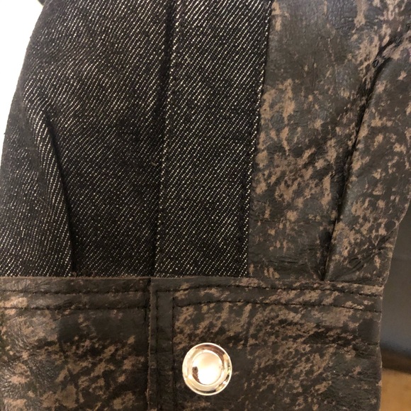 Jacket - Picture 2 of 4